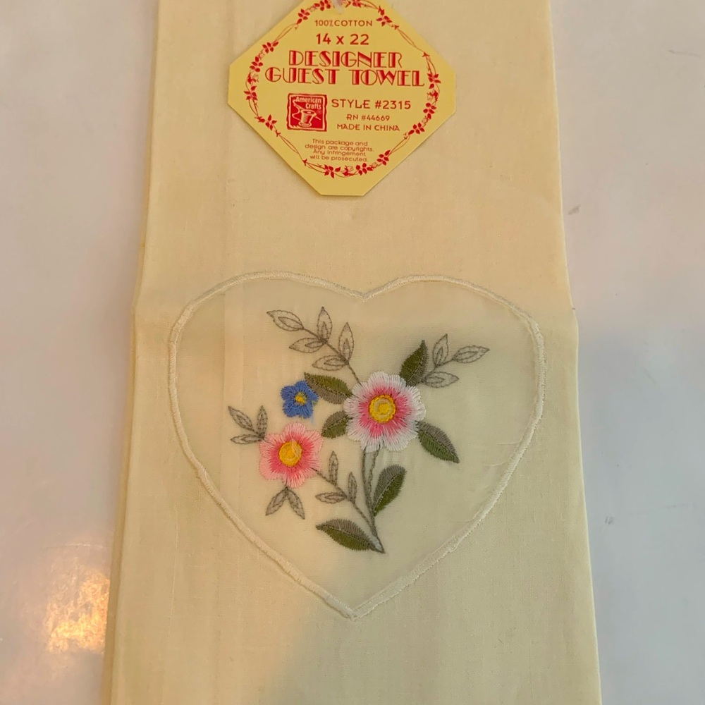 Vintage Embroidered Cotton Decorative Guest Towels Set Of 6 - Picture 2 of 6